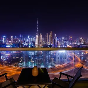 Appartement Royal Club By Rvhr, Paramount Tower B, Business Bay, Dubaï