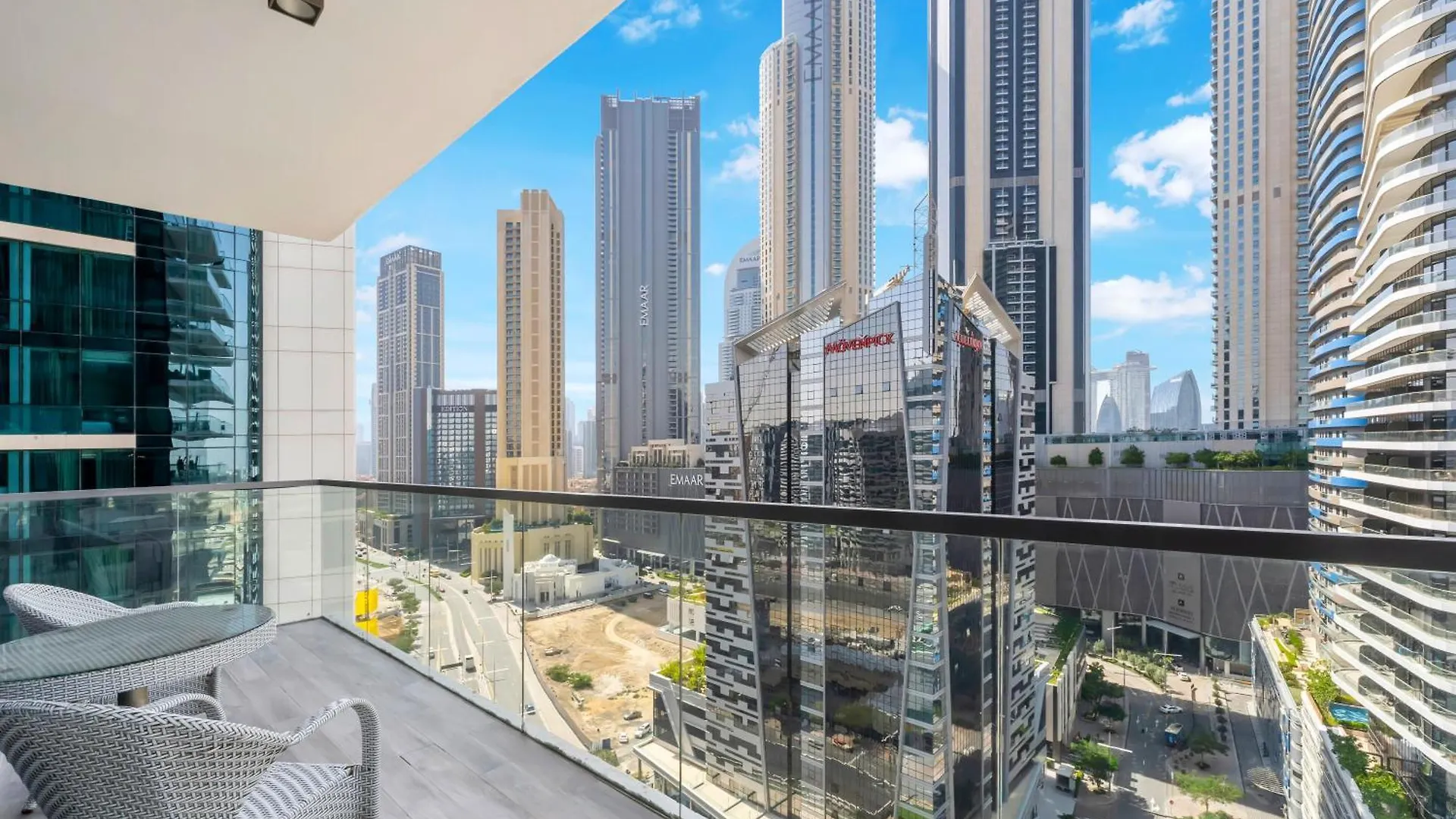 Fam Living - Mada Residences Downtown Dubaï